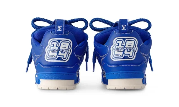 3-3.webp Skate Blue