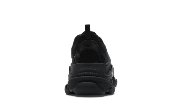 Triple S Total black