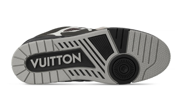 4-7-1.png Skate Monogram Grey