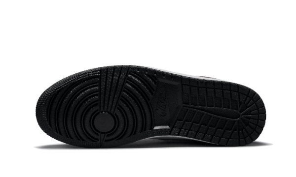 Wethenew-Sneakers-France-Air-Jordan-1-Retro-High-og-Light-Fusion-Red-555088-603-4_1_800x.png Light Fusion Red