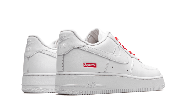 air-force-1-low-white-supreme-599963_800x.png White Supreme