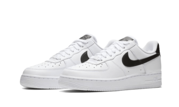 07 White Black Pebbled Leather