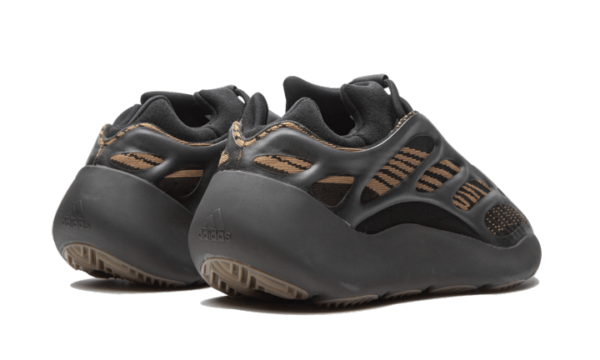V3 Clay Brown